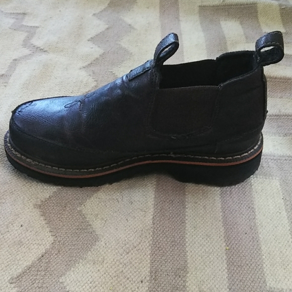 Hiking slip on boots - Picture 3 of 5